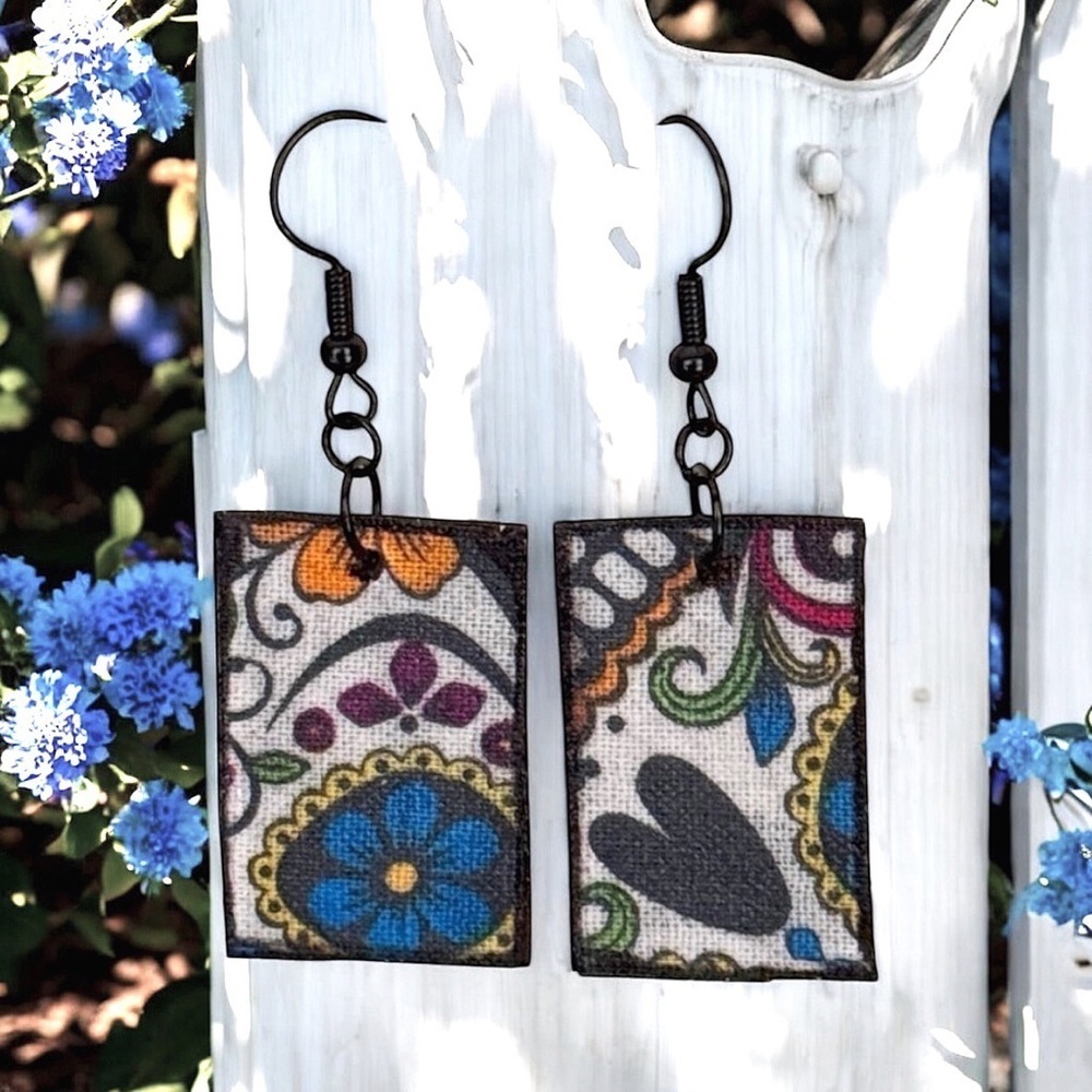 5 For $25💫Groovy Hippie Dangles